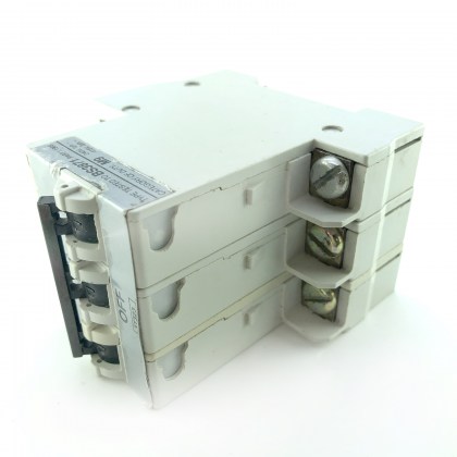 Bill MEM Eaton 3T323 M9 32A 32 Amp MCB Circuit Breaker Type 3